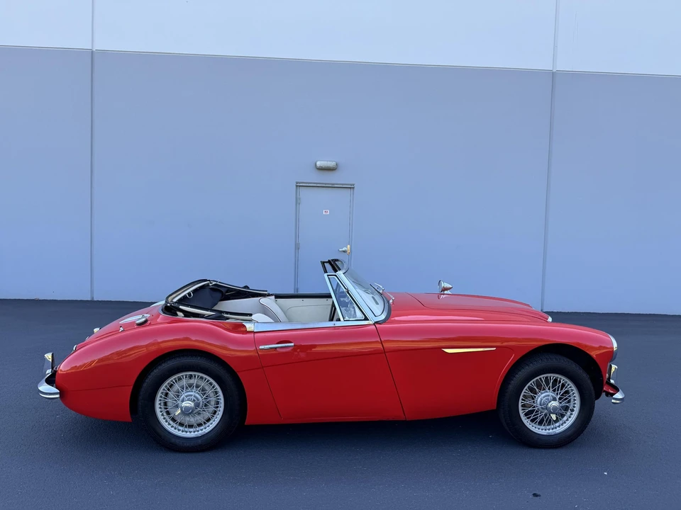 1963 Austin-Healey 3000 Mark II - Image 27 of 31