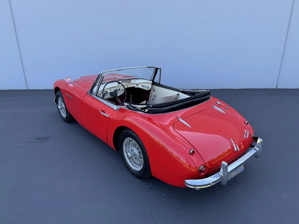 1963 Austin-Healey 3000 Mark II - Image 11 of 31