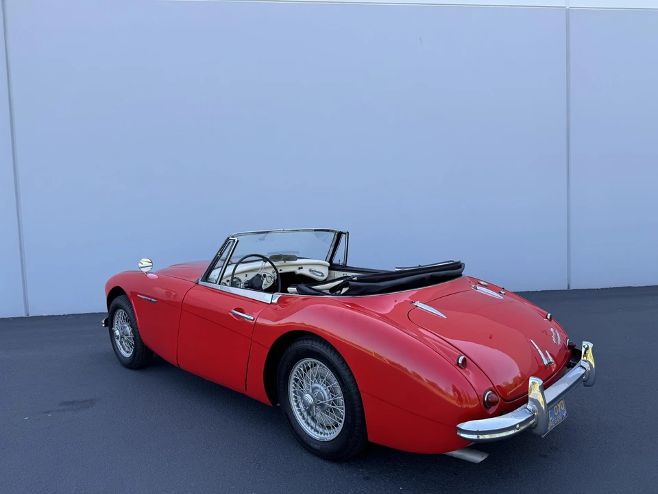 1963 Austin-Healey 3000 Mark II - Image 9 of 31