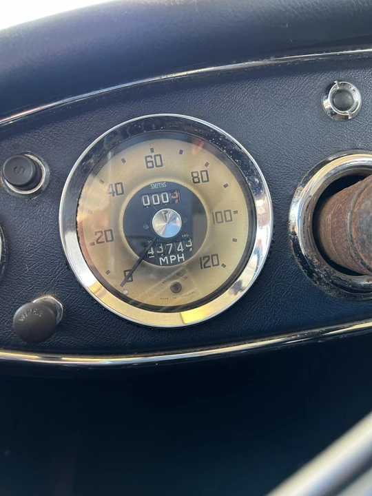 1963 Austin-Healey 3000 Mark II - Image 22 of 31