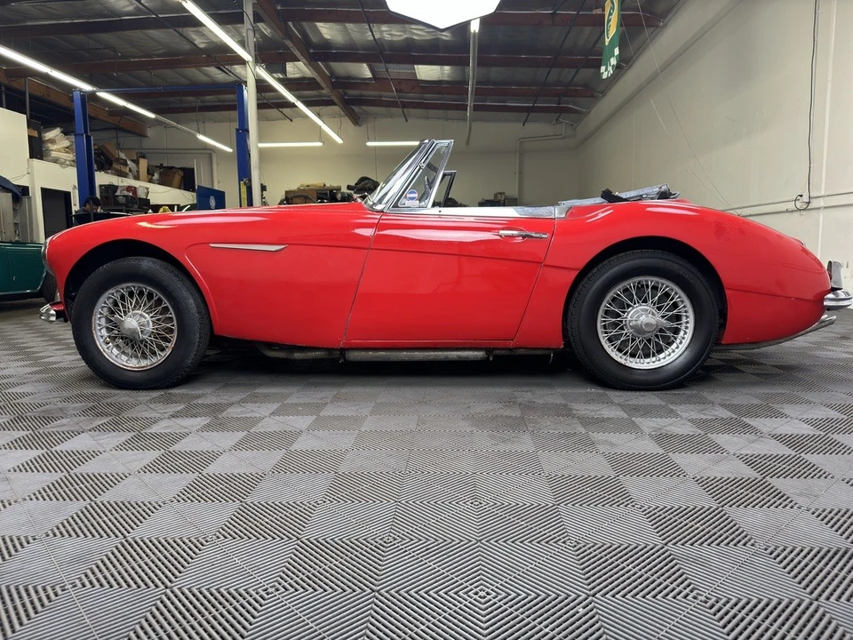 1963 Austin-Healey 3000 Mark II - Image 10 of 21