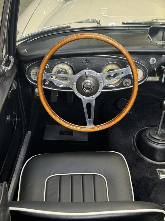 1963 Austin-Healey 3000 Mark II - Image 18 of 28