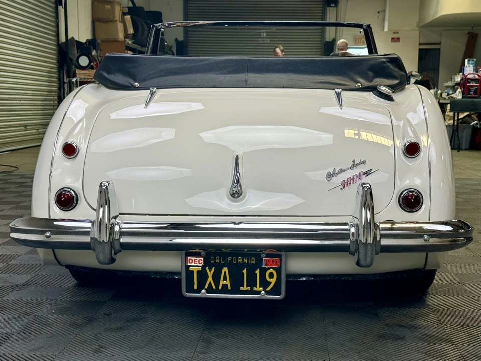 1963 Austin-Healey 3000 Mark II - Image 13 of 28