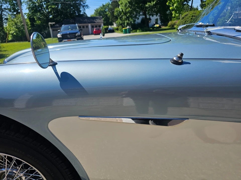 1963 Austin-Healey 3000 Mark II - Image 16 of 31