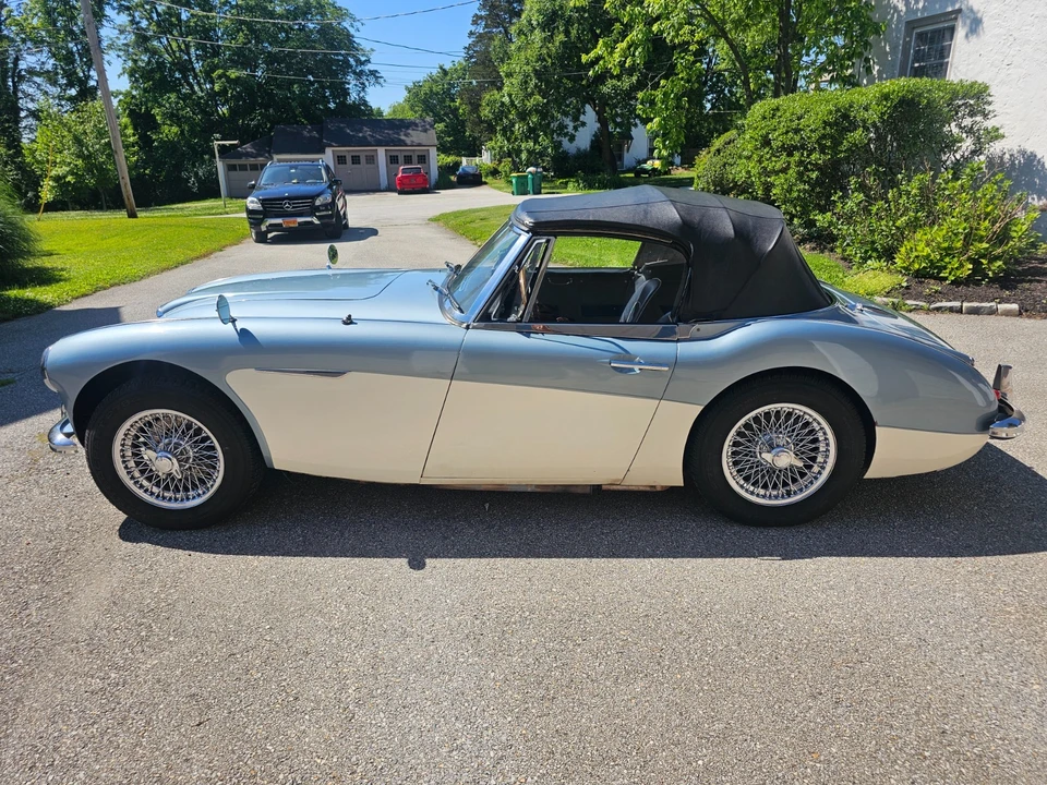 1963 Austin-Healey 3000 Mark II - Image 15 of 31
