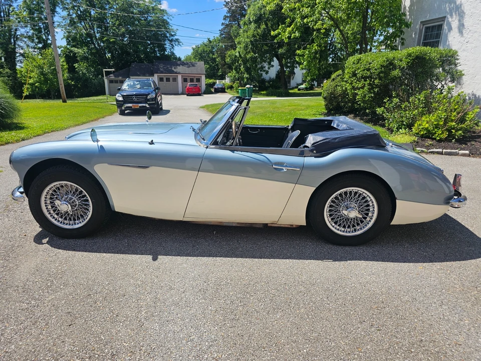 1963 Austin-Healey 3000 Mark II - Image 5 of 31