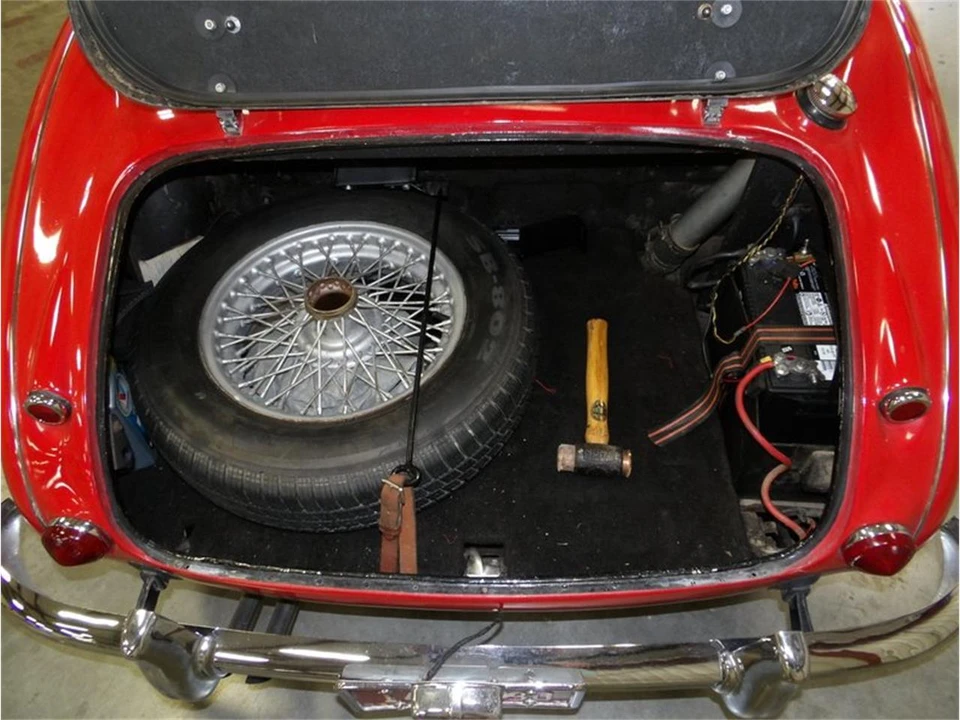 1963 Austin-Healey 3000 Mark II - Image 12 of 31