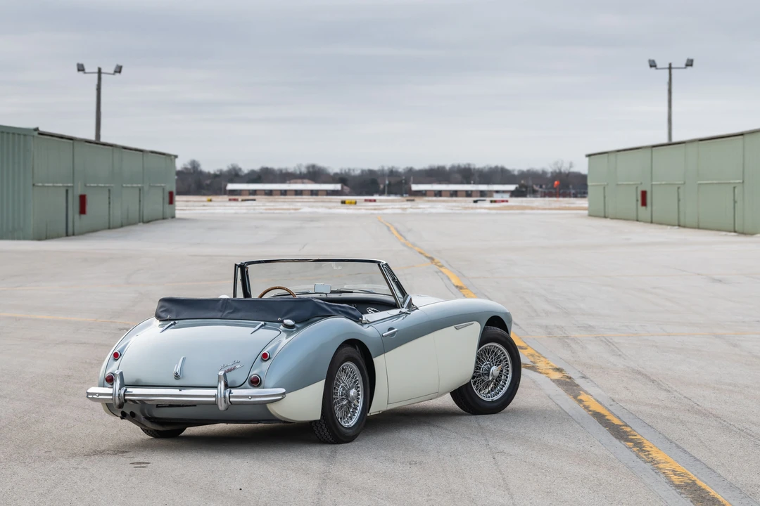 1963 Austin-Healey 3000 Mark II - Image 15 of 31