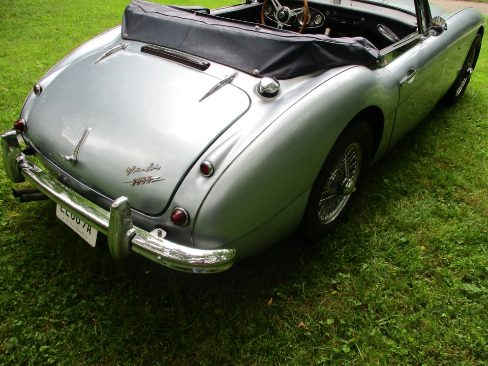 1963 Austin-Healey 3000 Mark II - Image 16 of 31