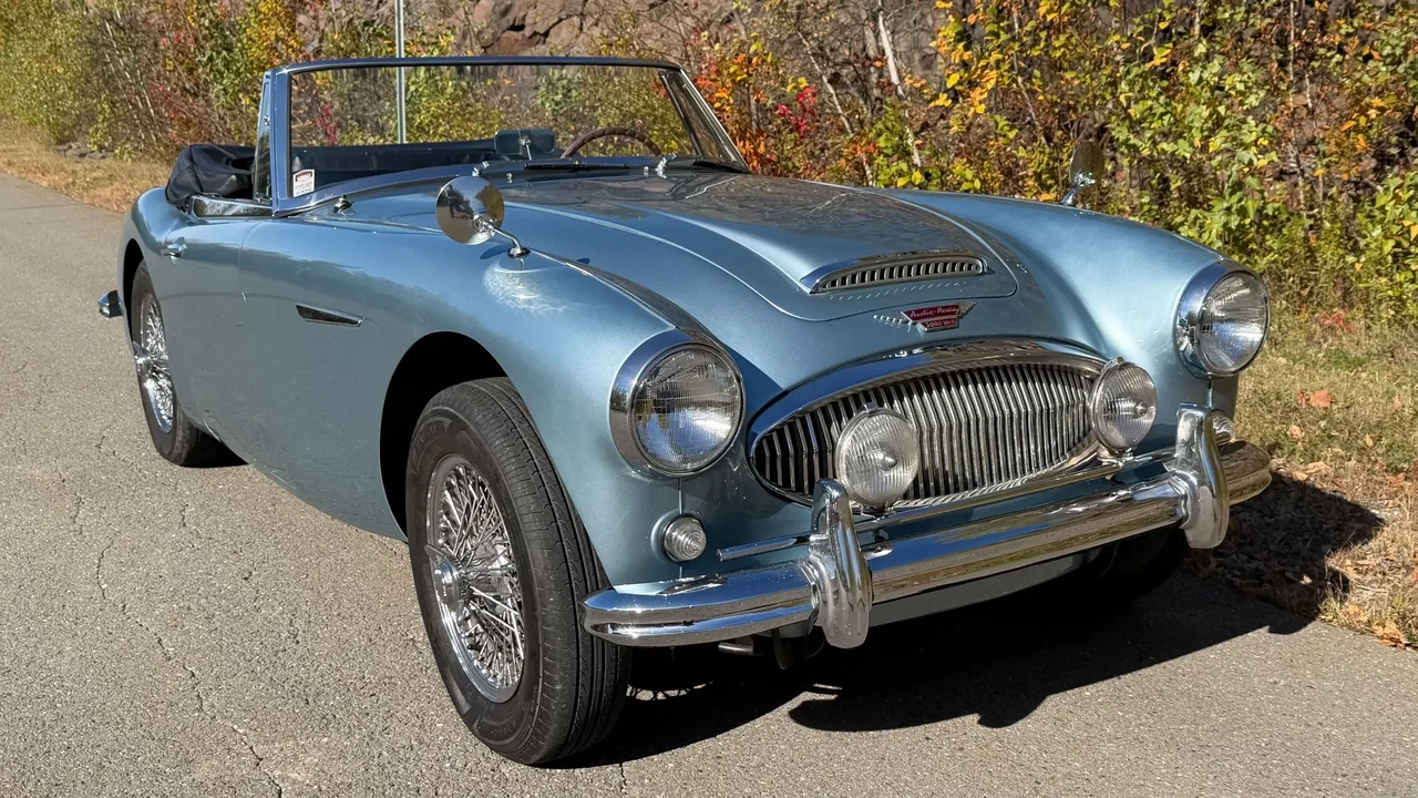 1963 Austin-Healey 3000 Mark II - Image 3 of 31