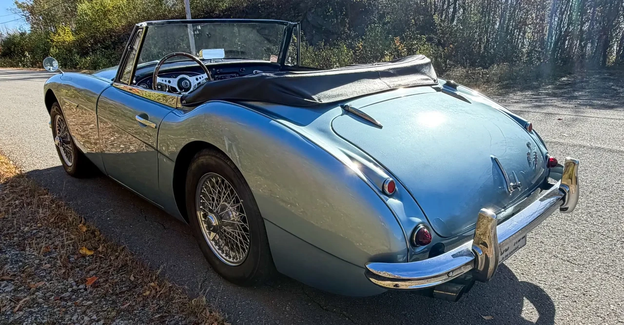 1963 Austin-Healey 3000 Mark II - Image 18 of 31