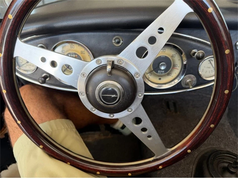 1963 Austin-Healey 3000 Mark II - Image 21 of 31