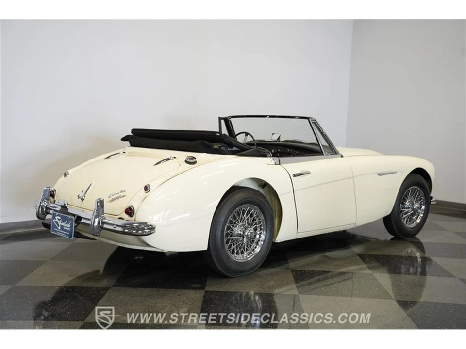 1963 Austin-Healey 3000 Mark II - Image 17 of 31