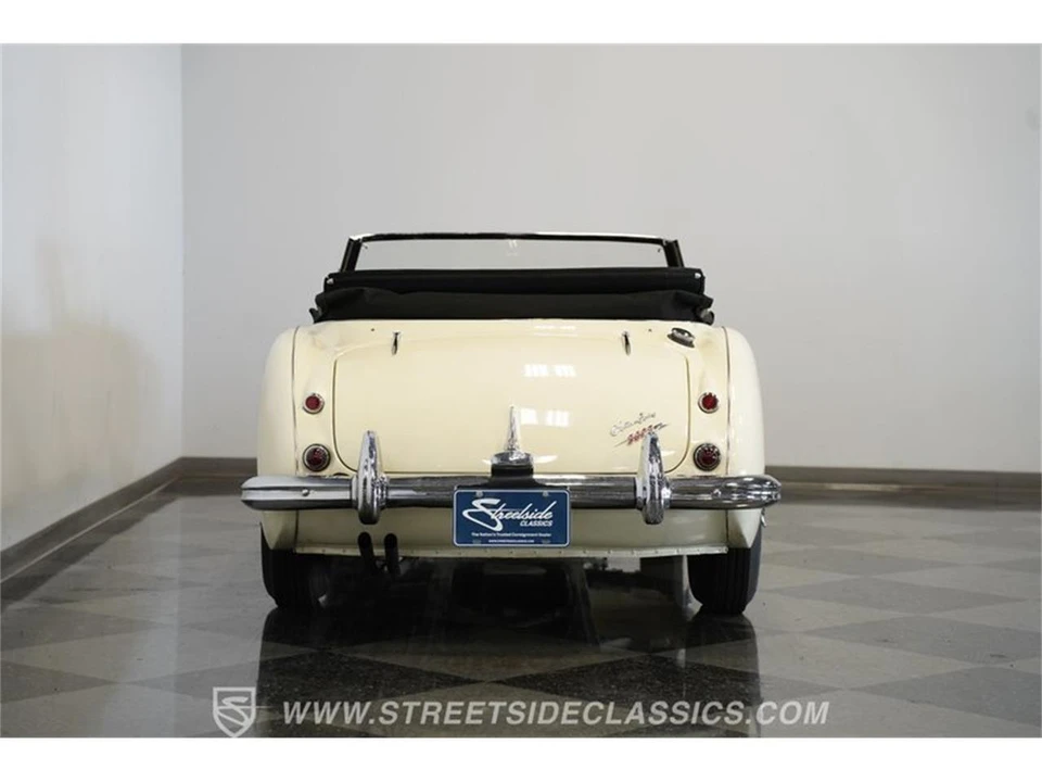 1963 Austin-Healey 3000 Mark II - Image 30 of 31
