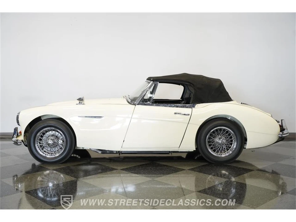 1963 Austin-Healey 3000 Mark II - Image 10 of 31