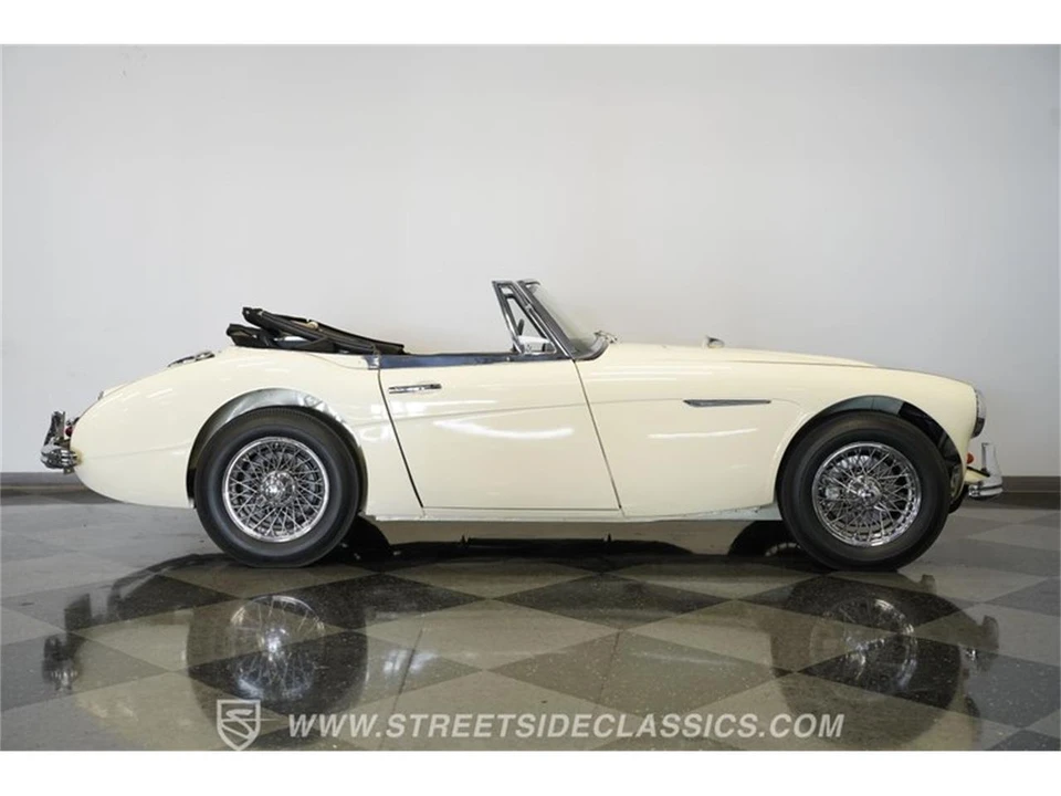 1963 Austin-Healey 3000 Mark II - Image 20 of 31