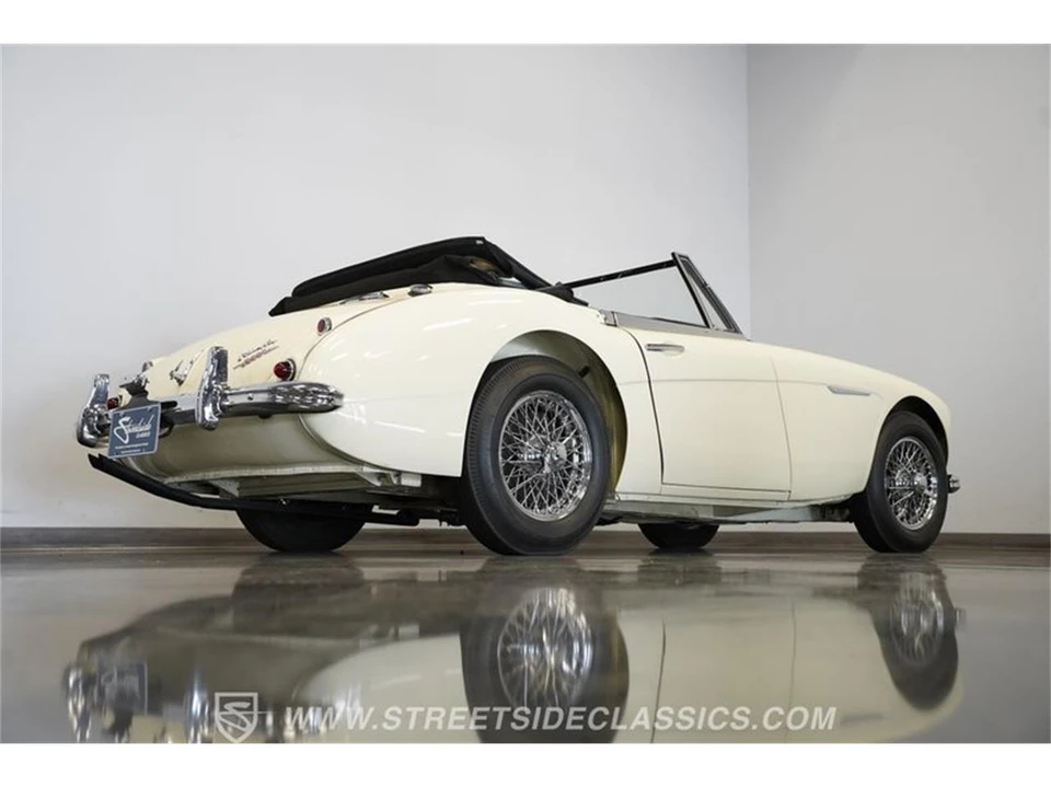 1963 Austin-Healey 3000 Mark II - Image 16 of 31