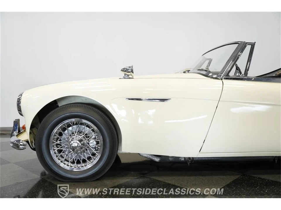 1963 Austin-Healey 3000 Mark II - Image 28 of 31
