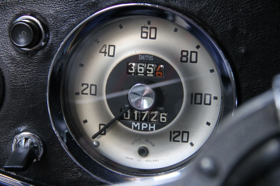 1963 Austin-Healey 3000 Mark II - Image 11 of 18
