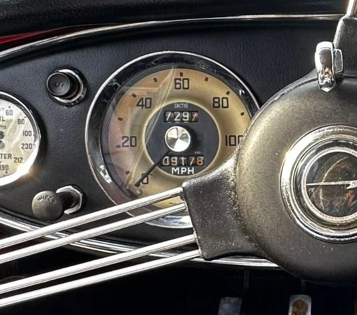 1963 Austin-Healey 3000 Mark II - Image 10 of 10