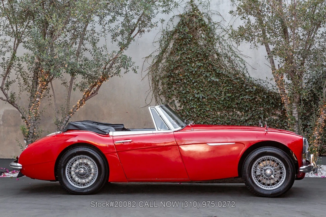 1963 Austin-Healey 3000 Mark II - Image 4 of 31