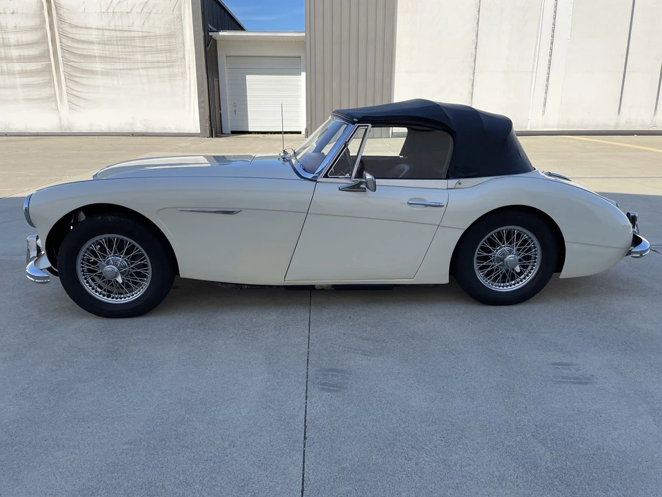 1963 Austin-Healey 3000 Mark II - Image 7 of 31