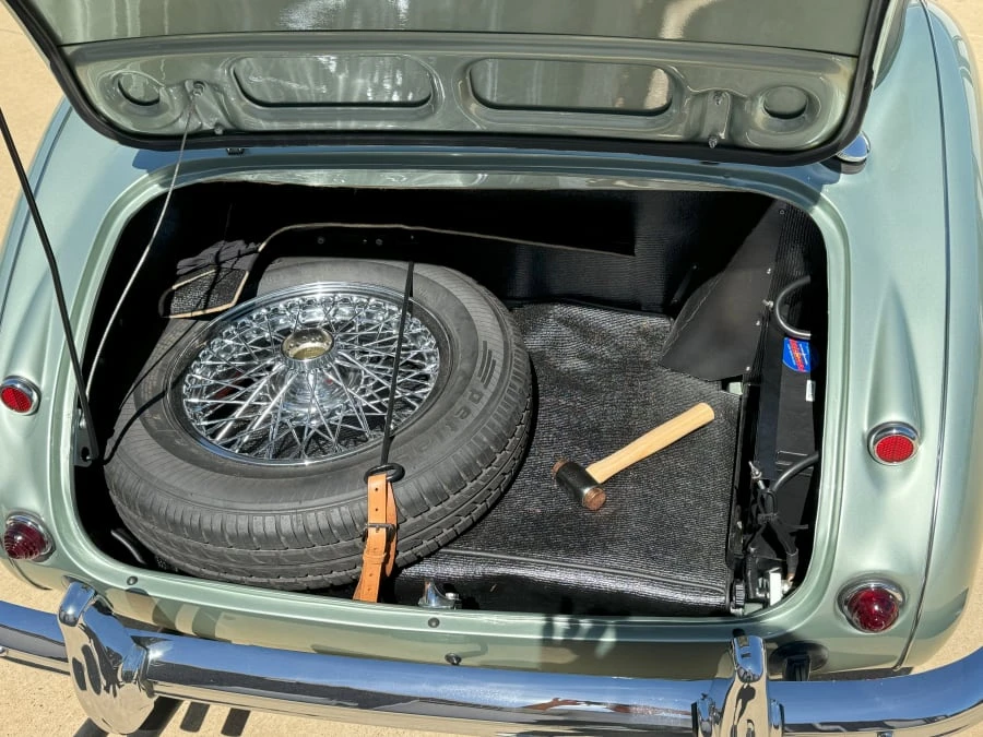 1963 Austin-Healey 3000 Mark II - Image 7 of 8