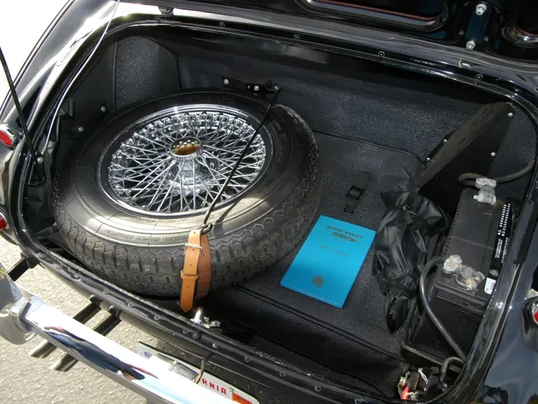 1963 Austin-Healey 3000 Mark II - Image 7 of 10