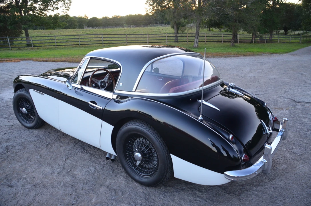 1963 Austin-Healey 3000 Mark II - Image 6 of 31