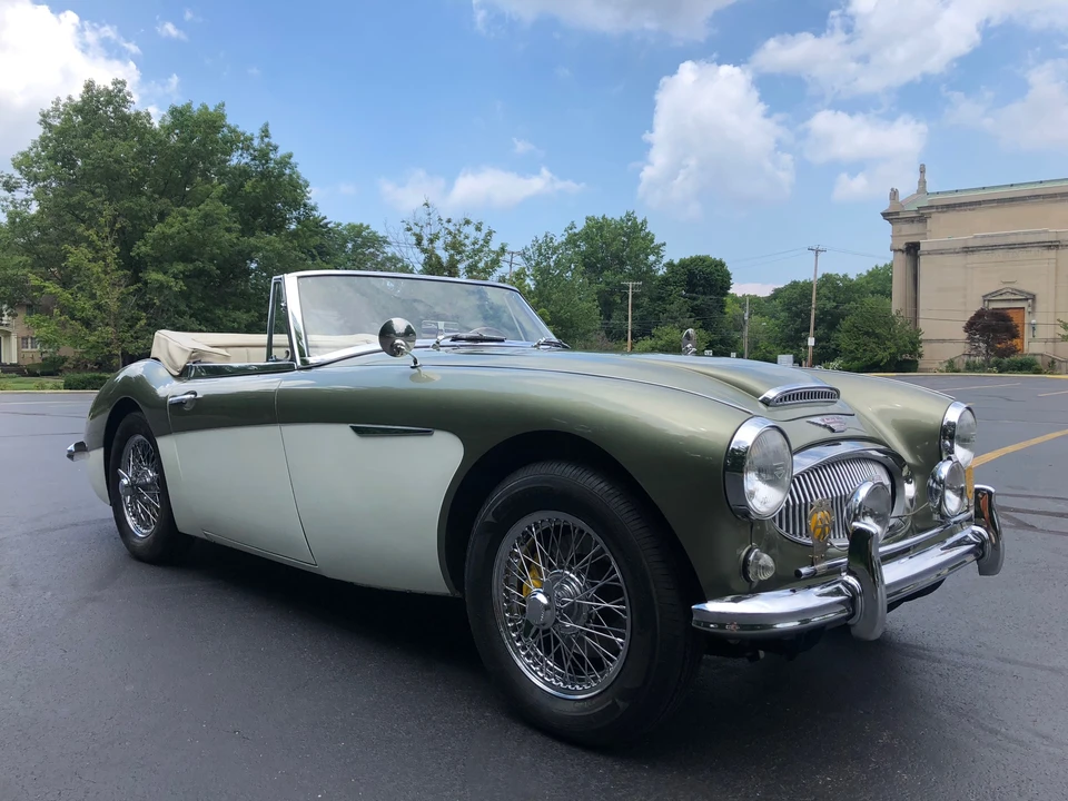 1963 Austin-Healey 3000 Mark II - Image 16 of 31