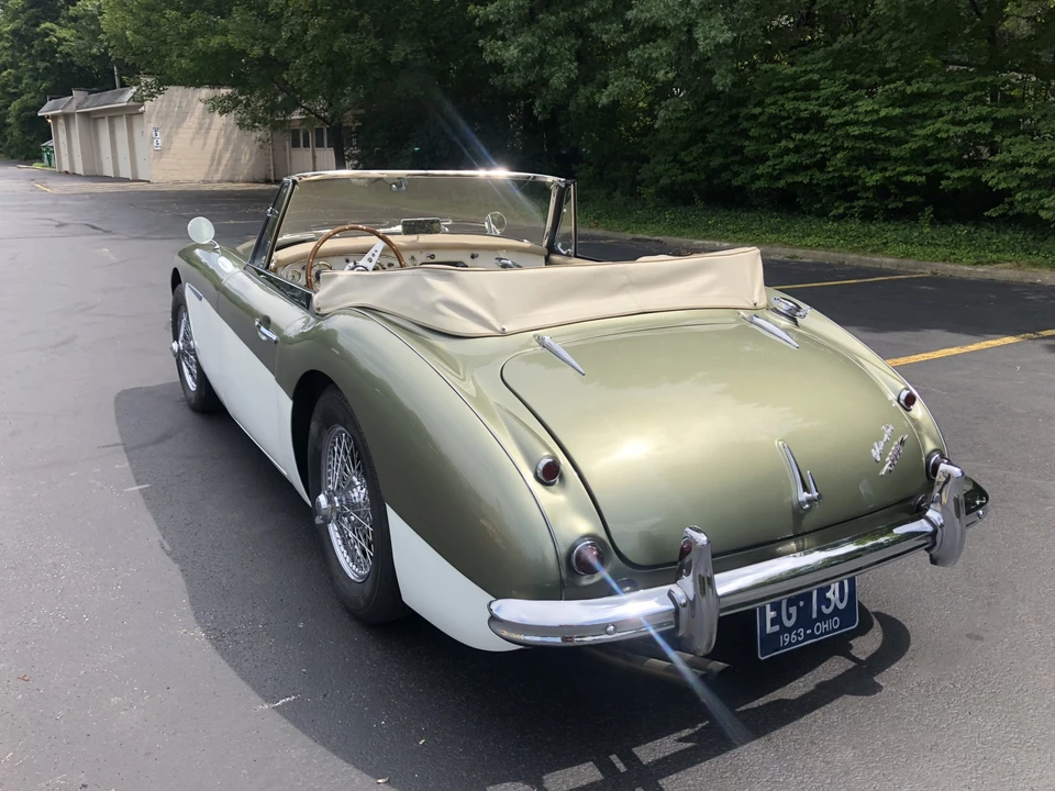 1963 Austin-Healey 3000 Mark II - Image 22 of 31