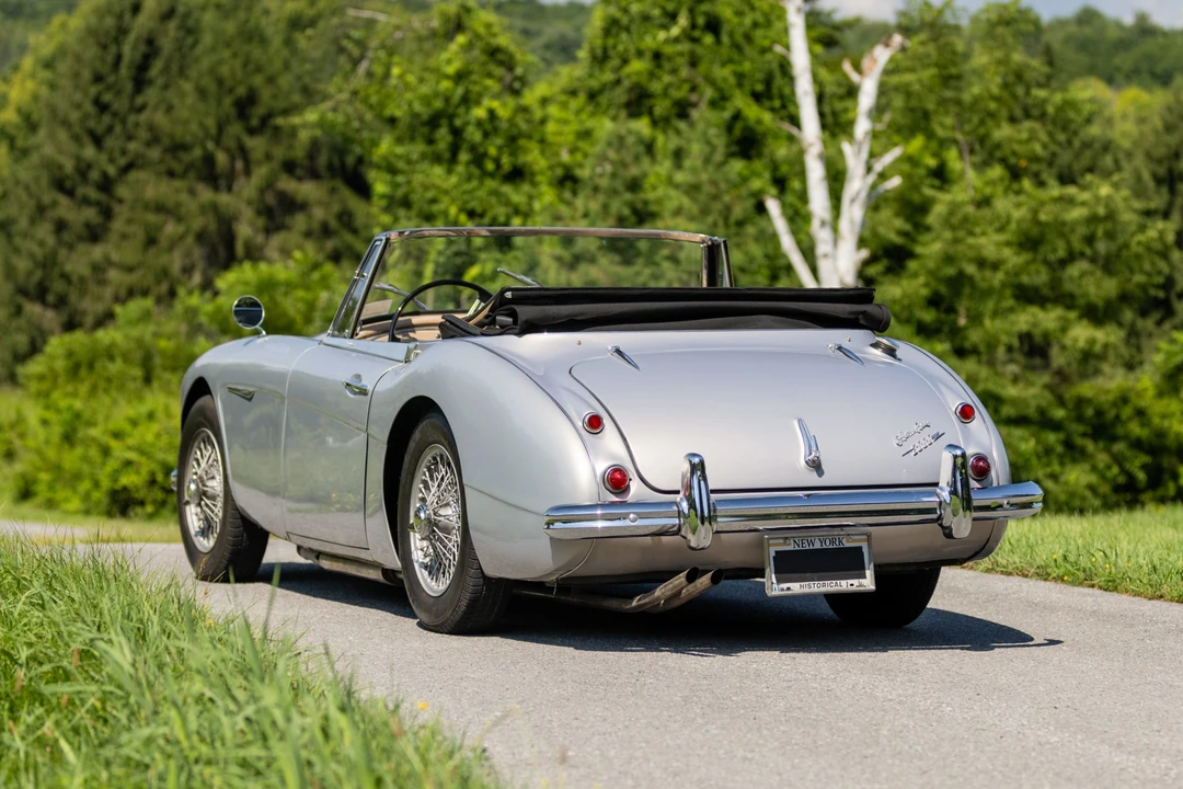 1963 Austin-Healey 3000 Mark II - Image 4 of 31