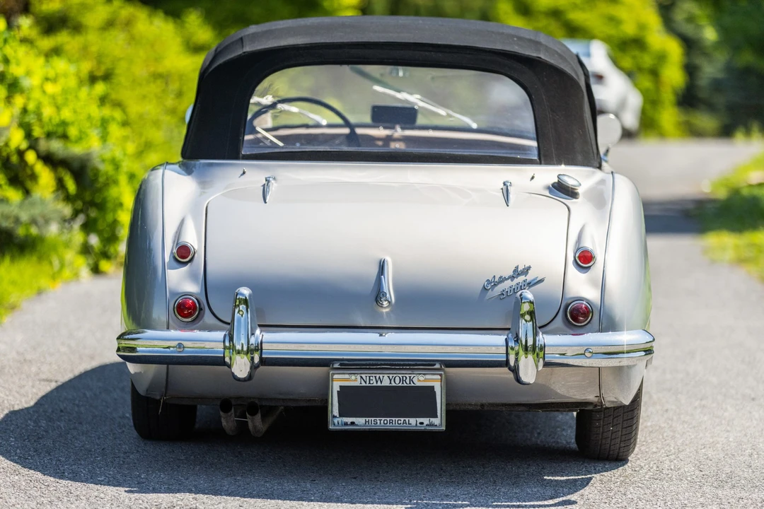 1963 Austin-Healey 3000 Mark II - Image 15 of 31