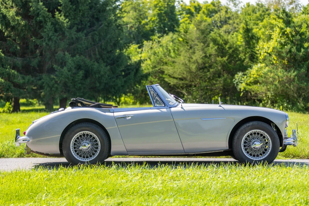 1963 Austin-Healey 3000 Mark II - Image 8 of 31