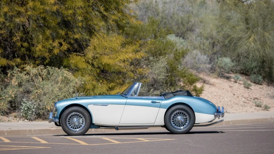 1963 Austin-Healey 3000 Mark II - Image 2 of 28
