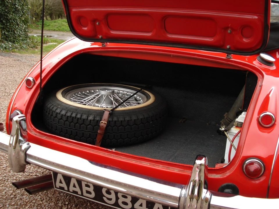 1963 Austin-Healey 3000 Mark II - Image 2 of 9