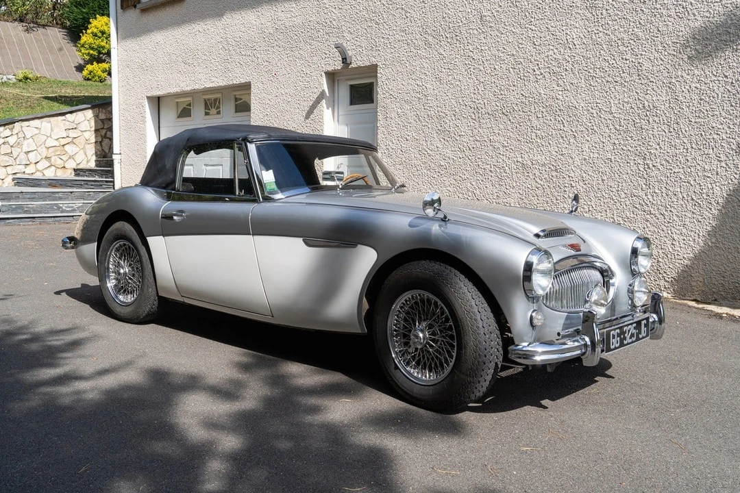 1963 Austin-Healey 3000 Mark II - Image 14 of 30