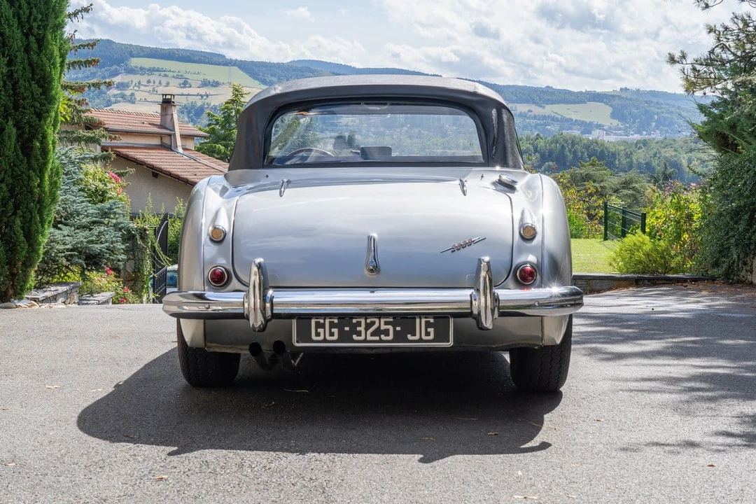 1963 Austin-Healey 3000 Mark II - Image 16 of 30