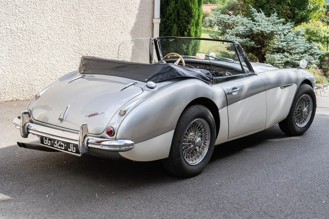 1963 Austin-Healey 3000 Mark II - Image 11 of 30