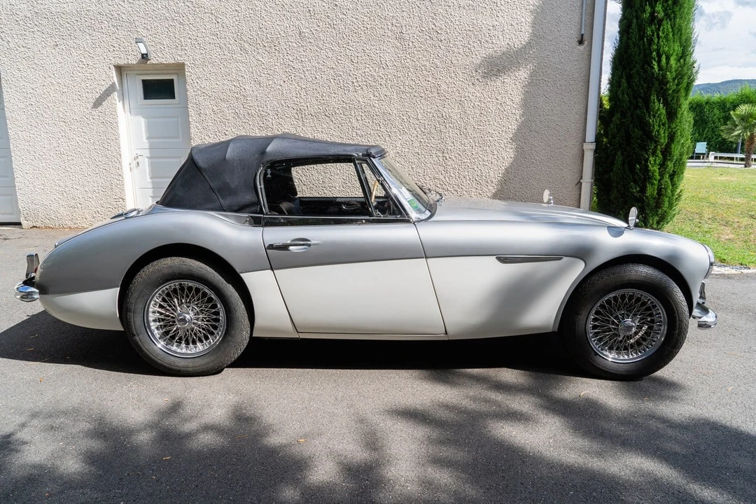 1963 Austin-Healey 3000 Mark II - Image 19 of 30