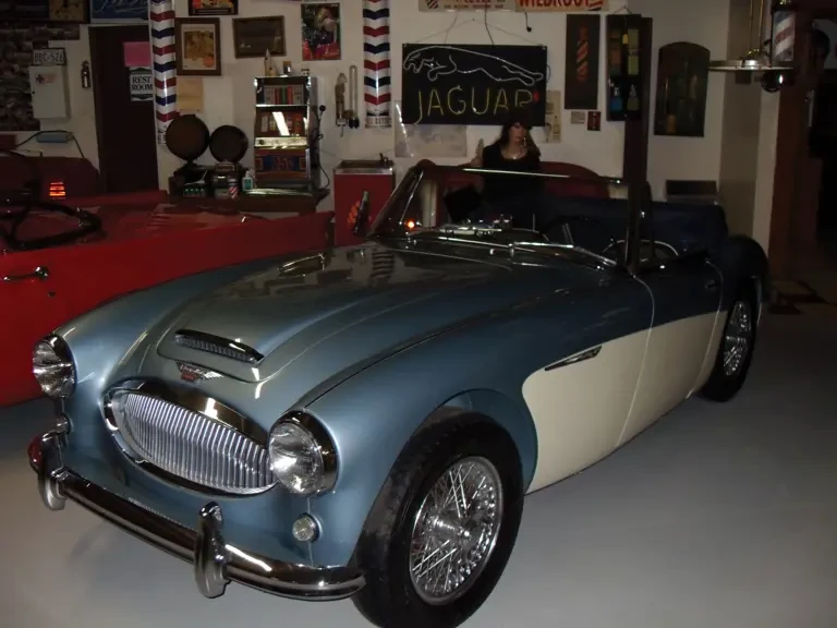 1963 Austin-Healey 3000 Mark II - Image 2 of 2