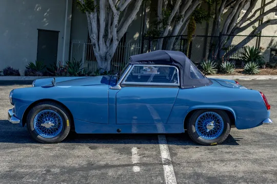 1963 Austin-Healey Sprite Mark II - Image 4 of 31