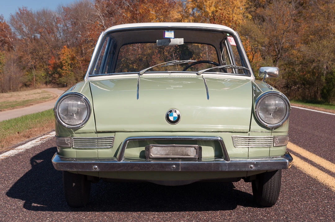 1963 BMW 700 - Image 3 of 31