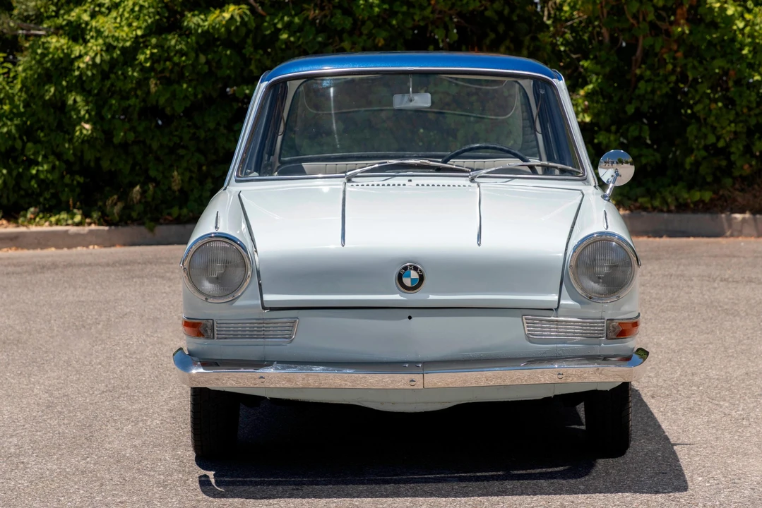 1963 BMW 700 - Image 2 of 31