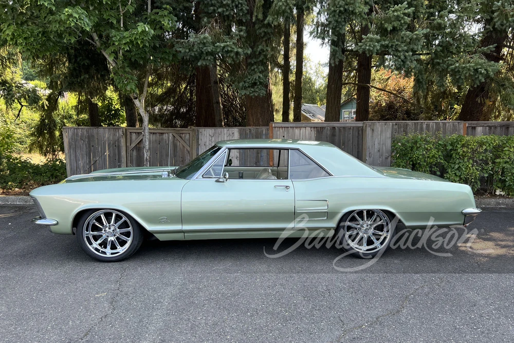 1963 Buick Riviera 1st Gen - Image 10 of 18