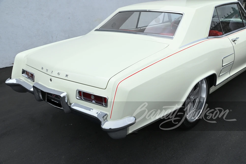 1963 Buick Riviera 1st Gen - Image 9 of 13