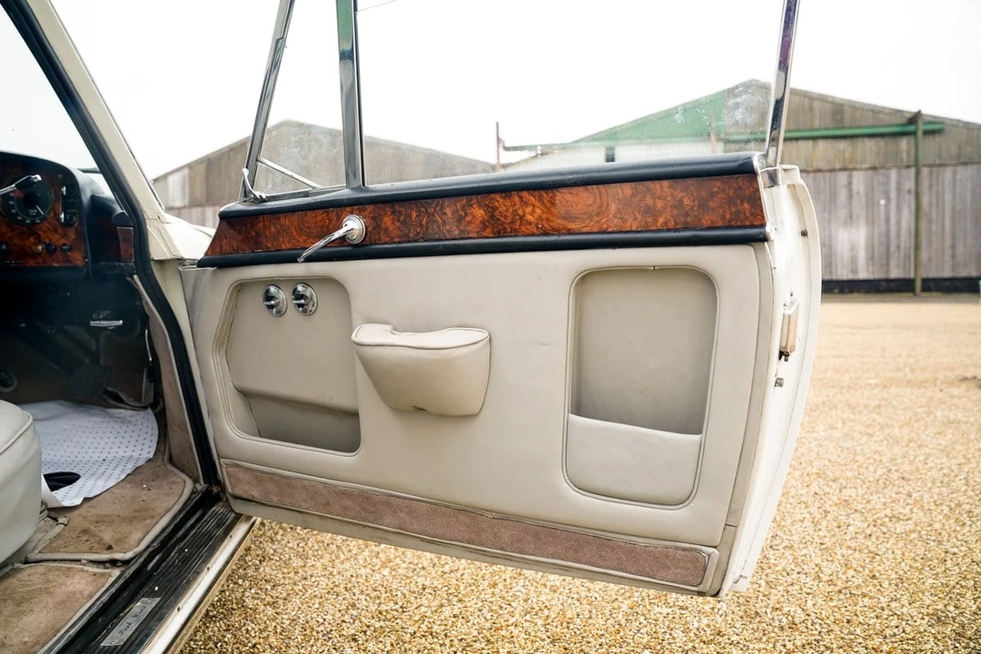 1963 Bentley S3 Continental - Image 11 of 30