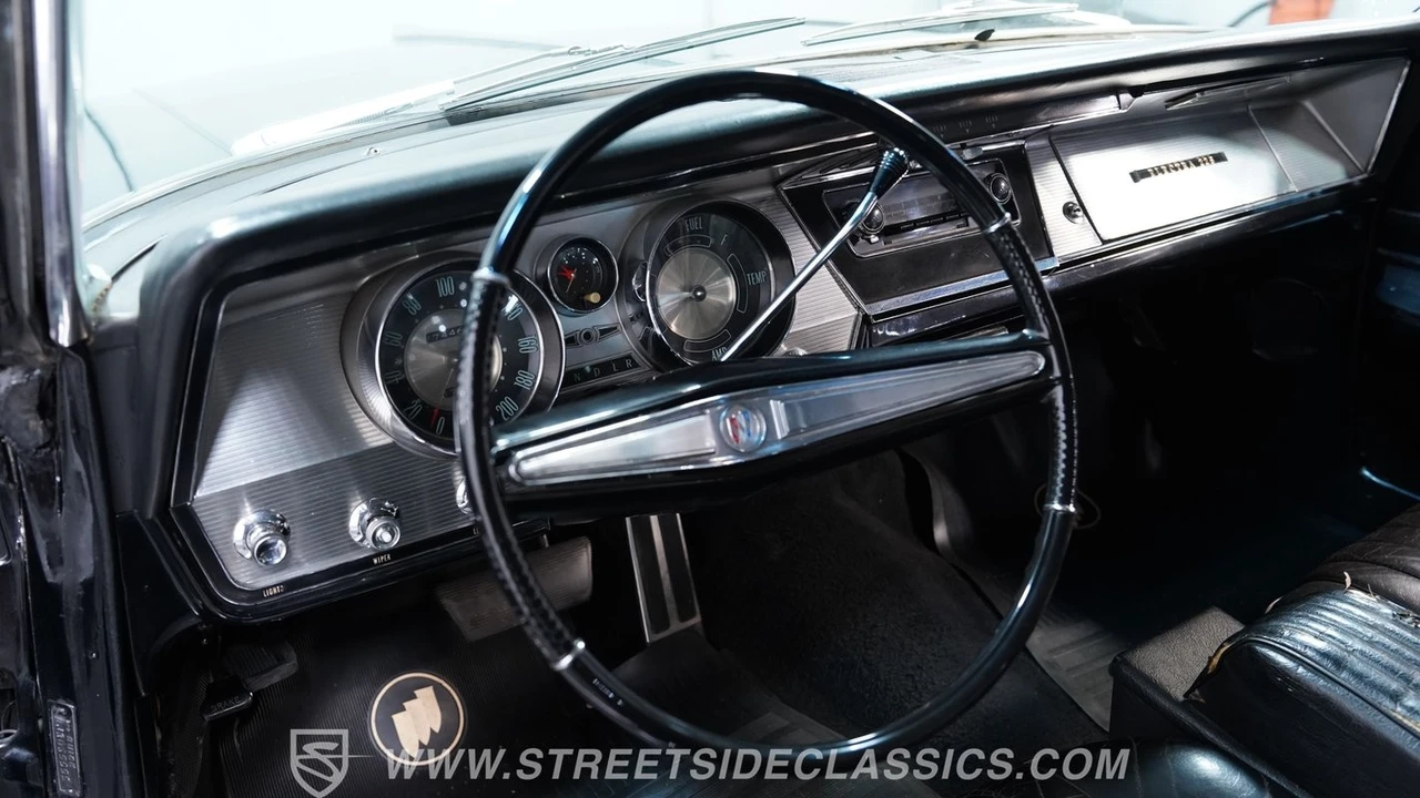 1963 Buick Electra - Image 19 of 30
