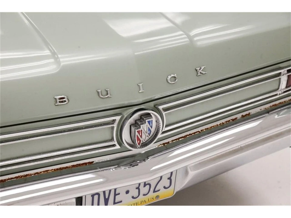 1963 Buick Electra - Image 23 of 31