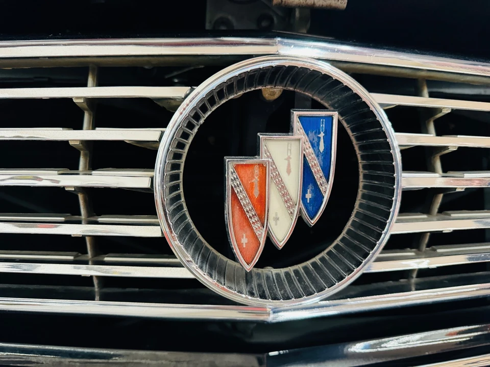 1963 Buick Electra - Image 17 of 21